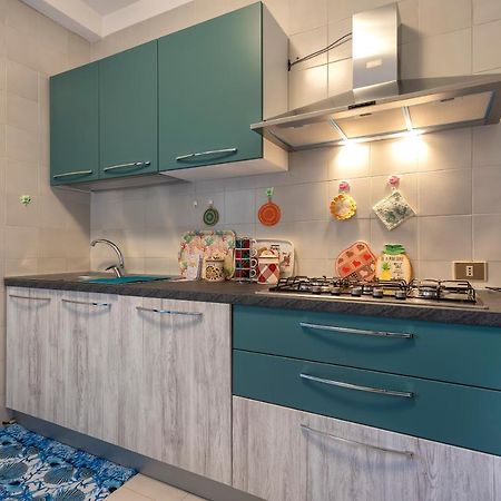 Blue Seal Apartment Альгеро Экстерьер фото